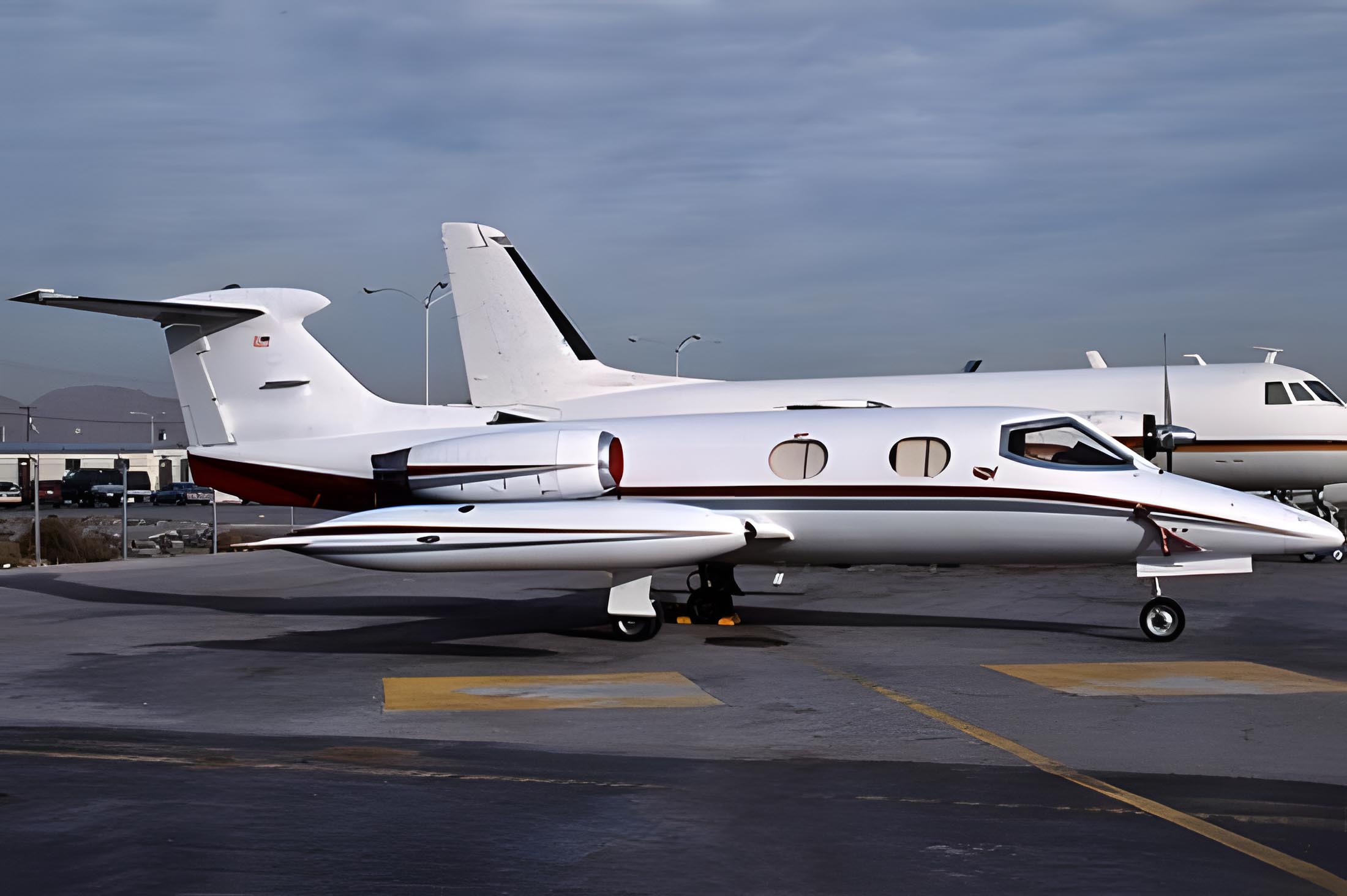 Read more about the article Learjet 24B