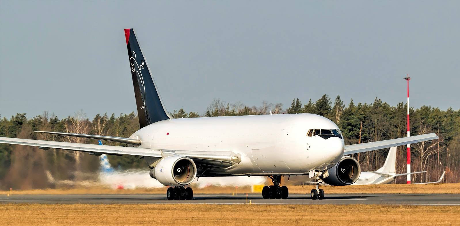 Read more about the article Boeing 767-200