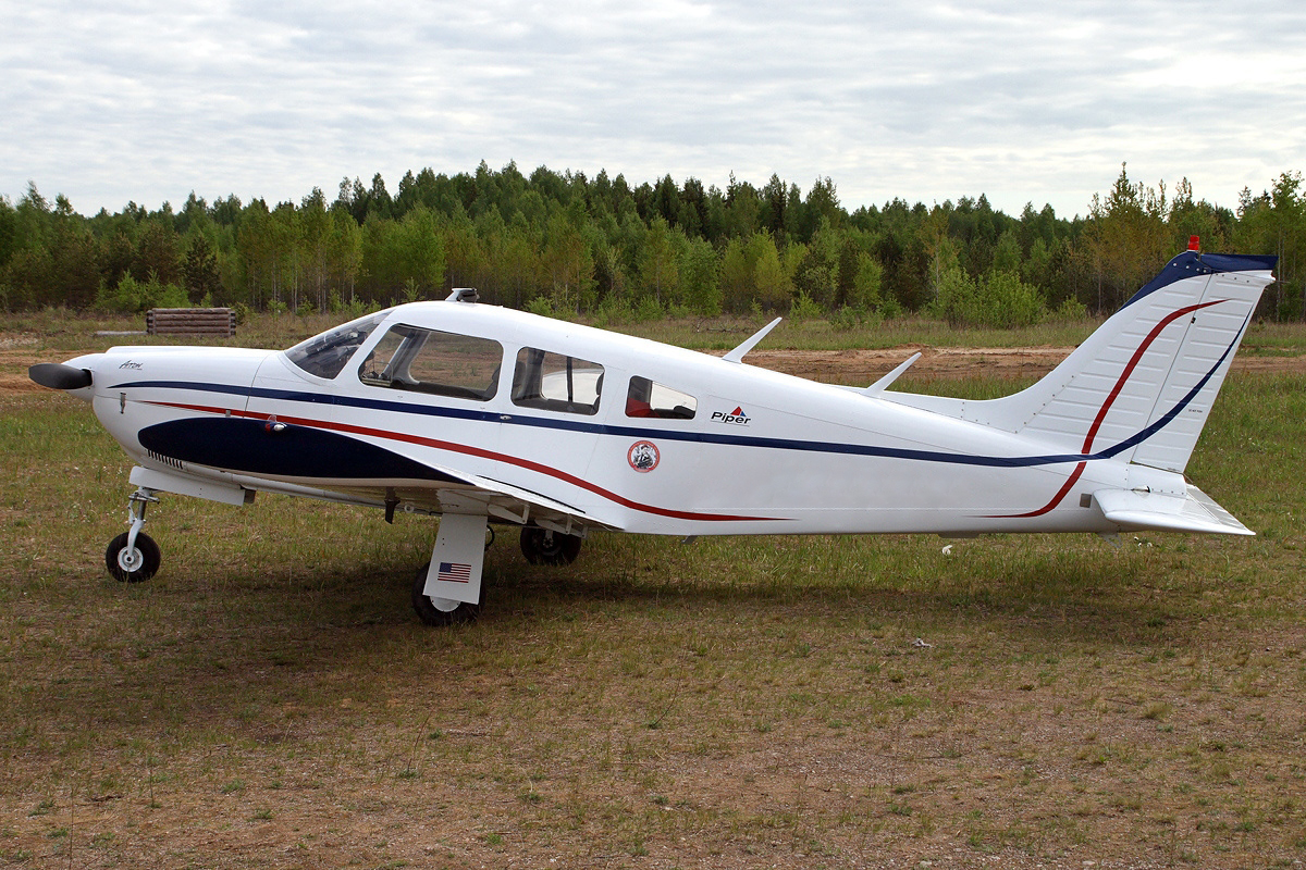 Read more about the article Piper PA-28R-200 Arrow II
