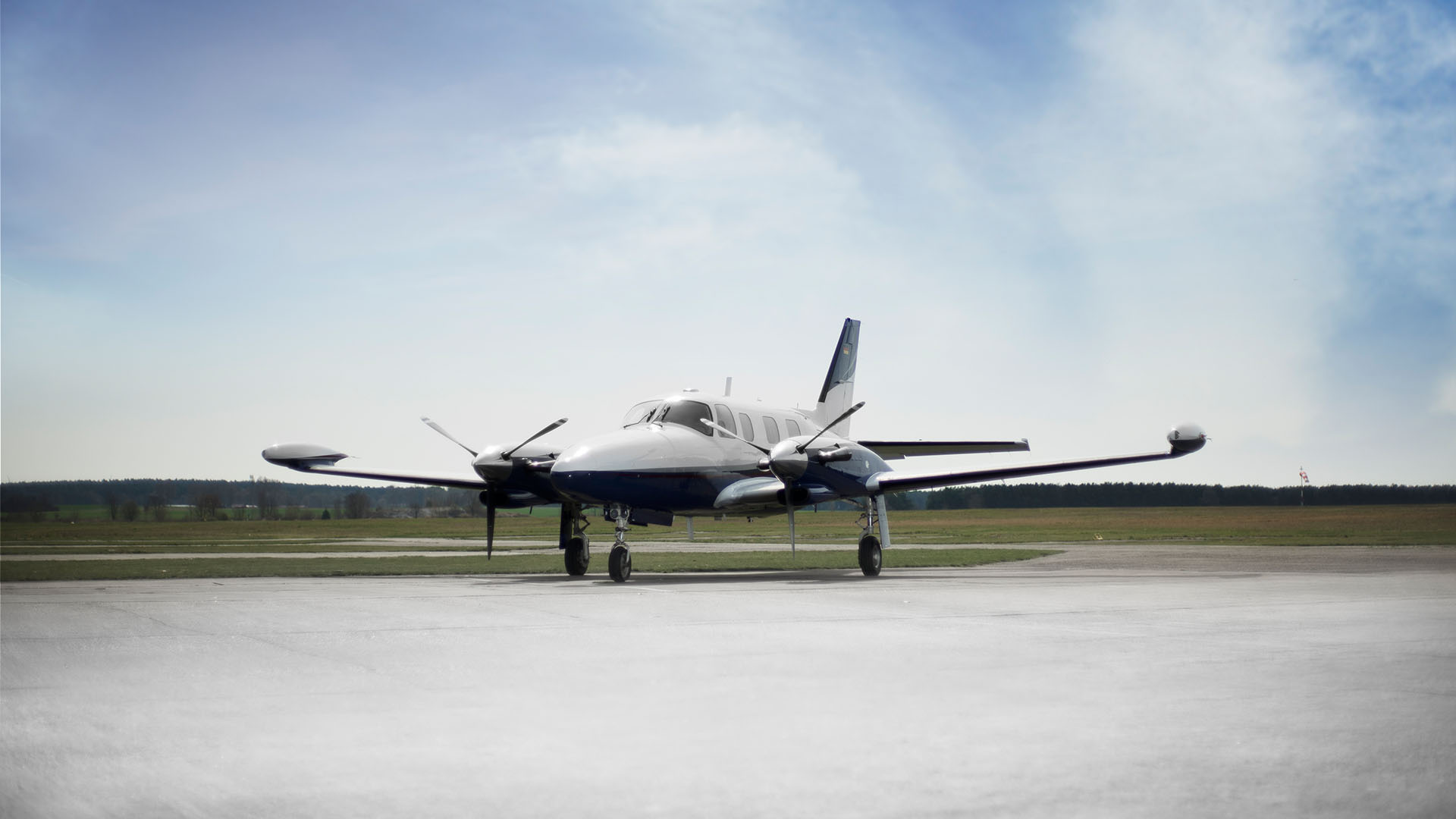 Read more about the article Piper PA-31T2 Cheyenne II XL