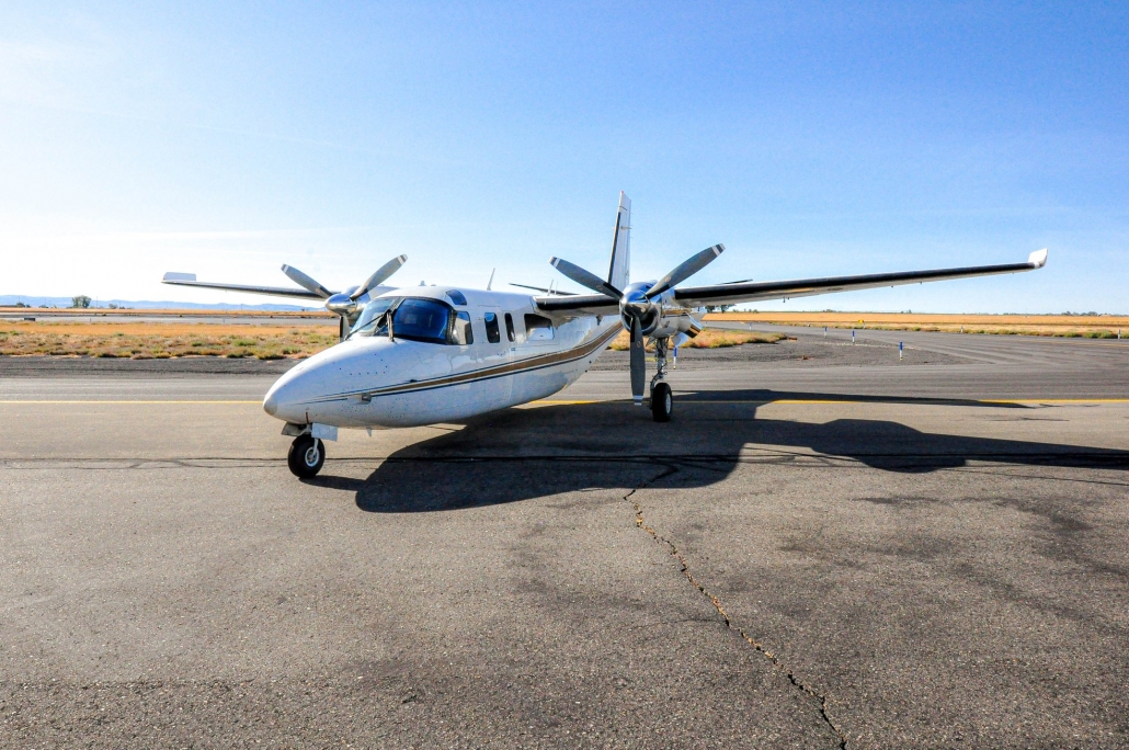 Read more about the article Aero Commander 690