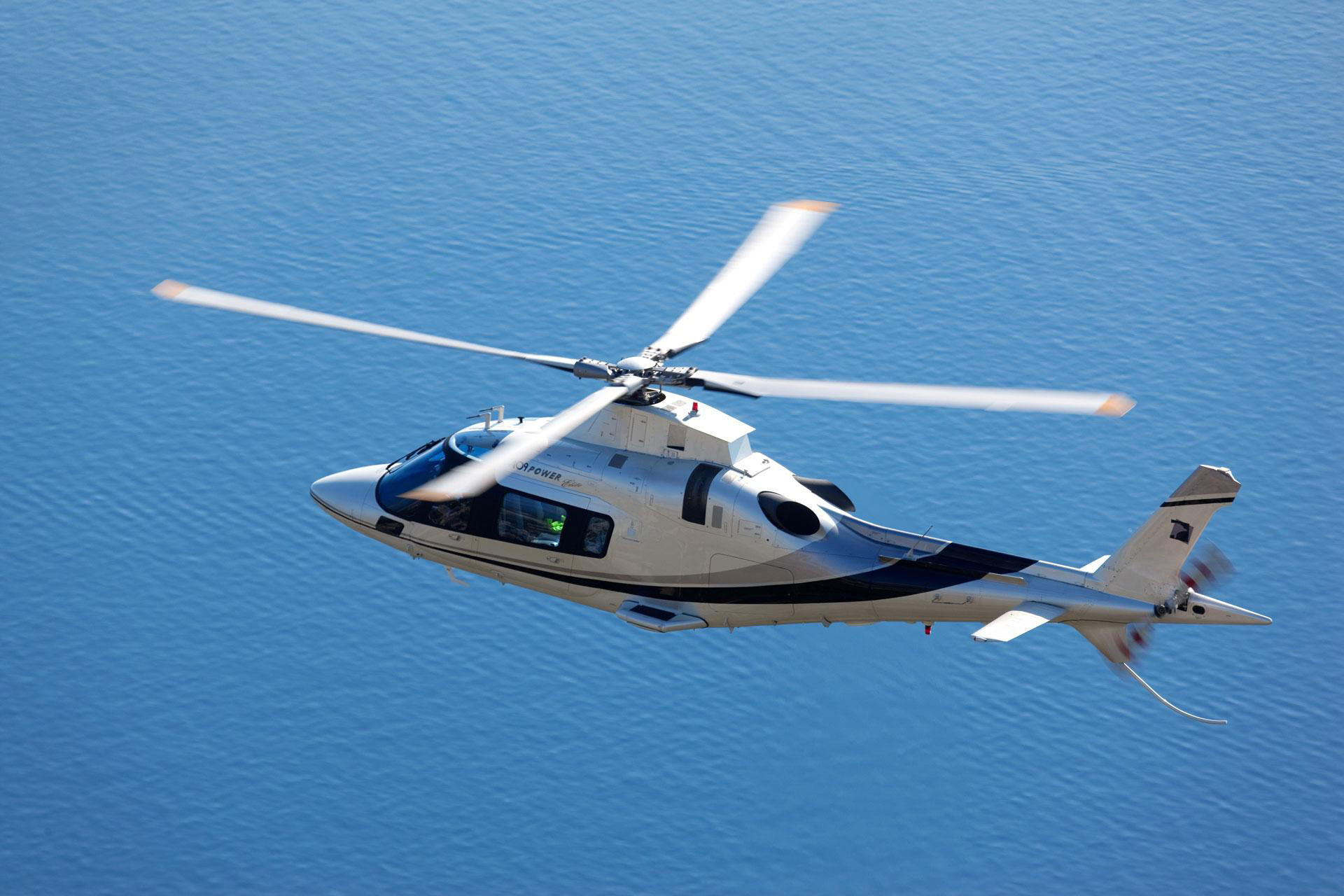Read more about the article Agusta AW109E