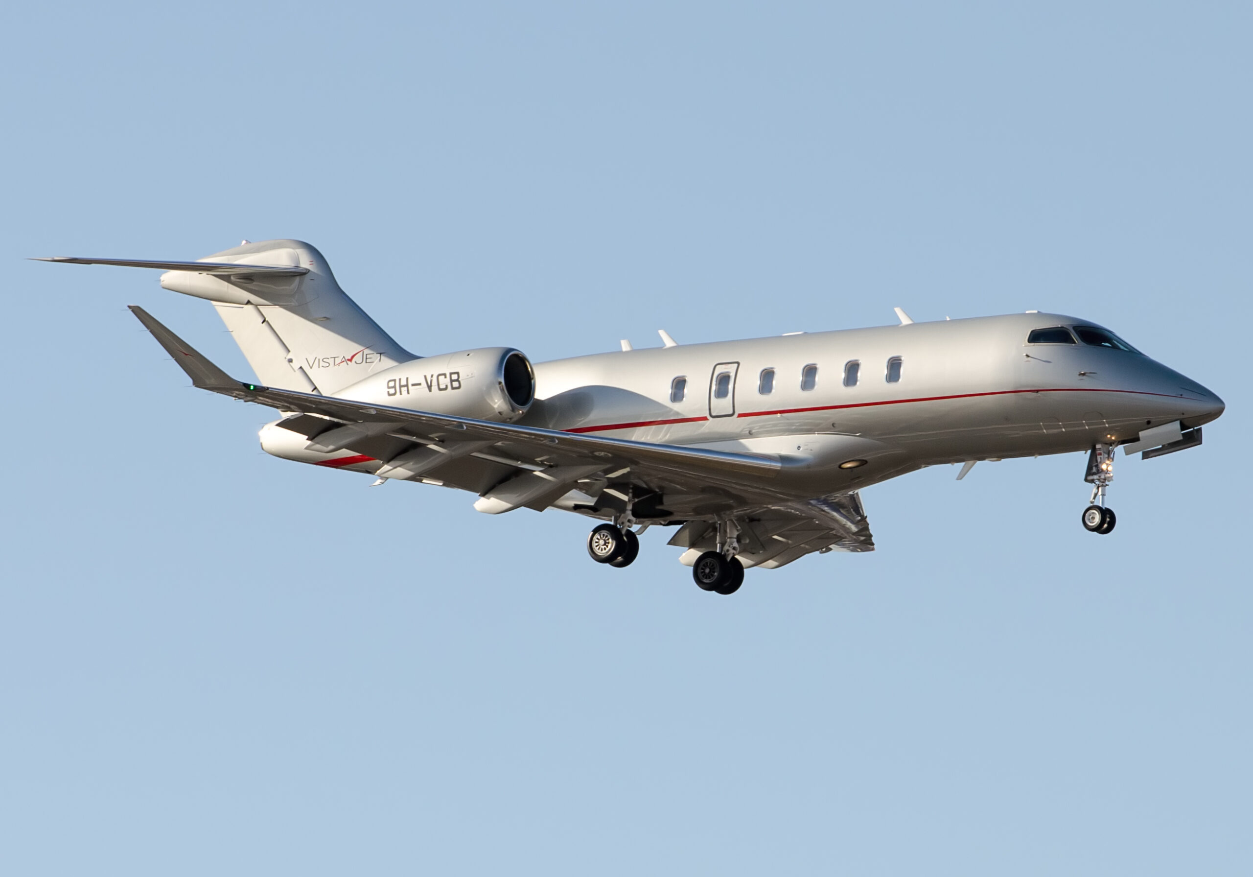 Read more about the article Challenger 350