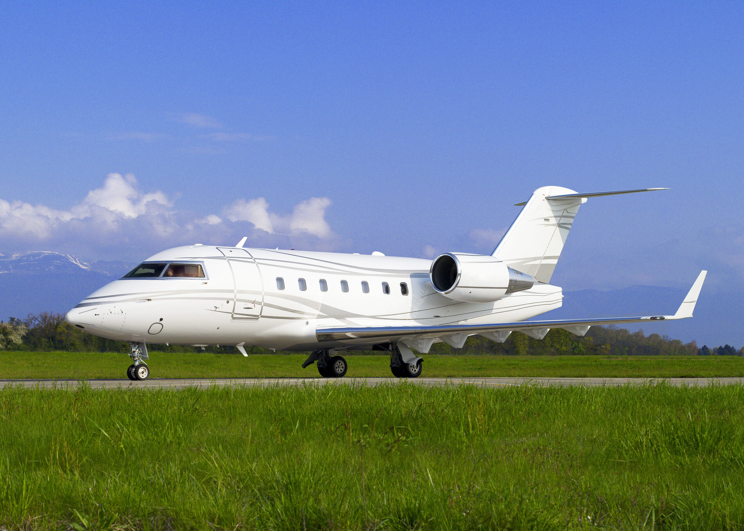 Read more about the article Challenger 604