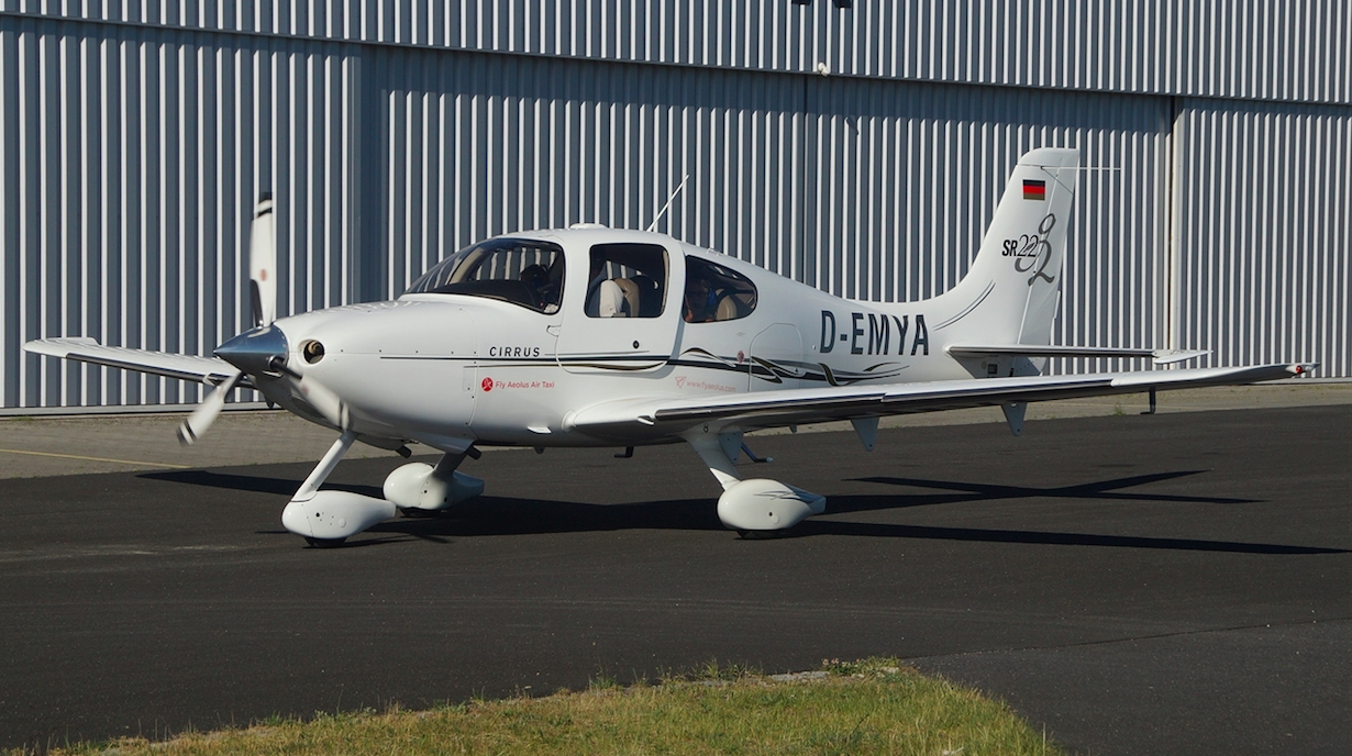 Read more about the article Cirrus SR22
