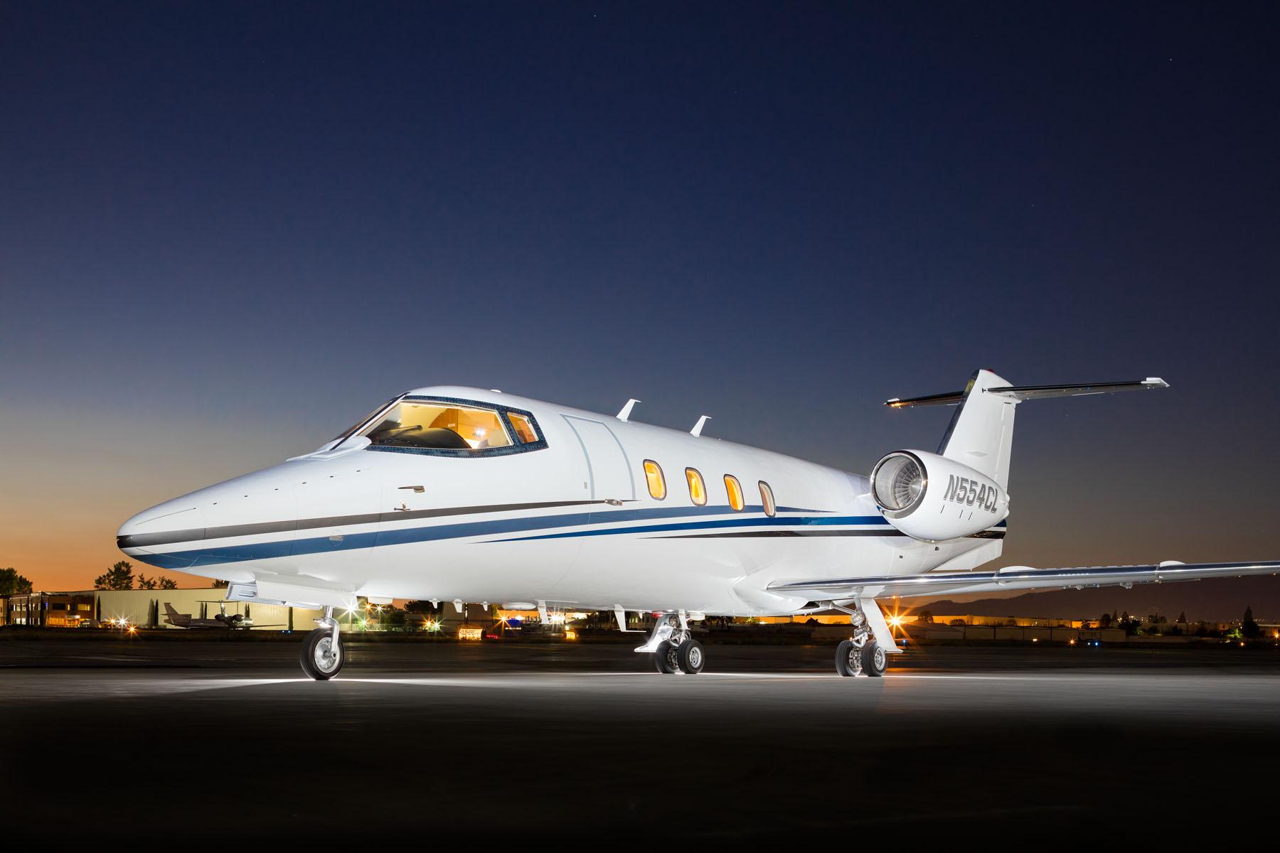 Read more about the article Learjet 55