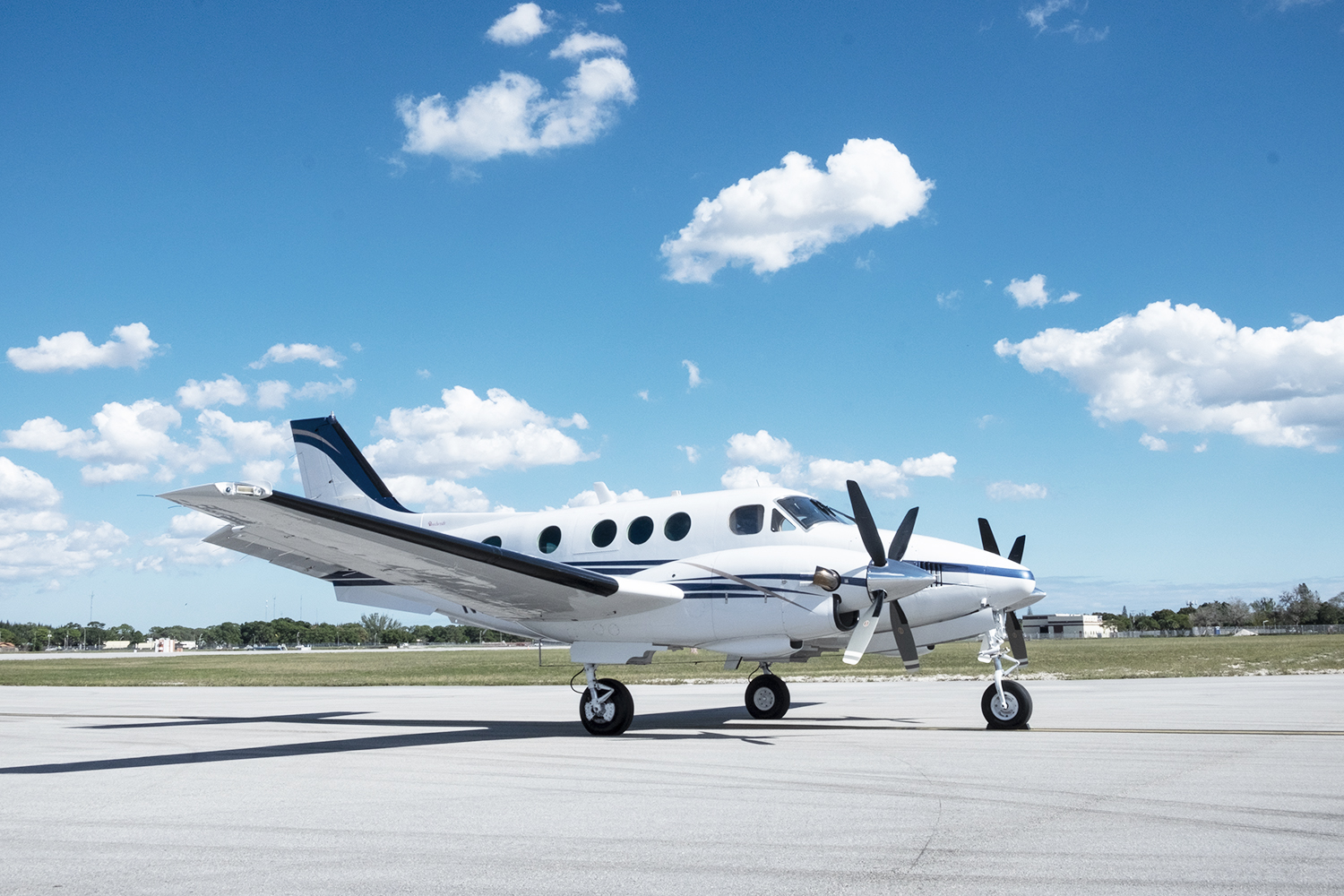 Read more about the article Beechcraft King Air 90